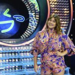 Michela Giraud Instagram – Ciao a tutti come sappiamo l’argomento del giorno purtroppo non sono io, ma posso essere io nei vostri cuori se vedrete un programma che mi sono divertita tanto a fare #loltalentshow su @primevideoit , io ci sono nella seconda puntata, ma sono magnanima potete guardare anche le altre.
Menzione speciale a @katioska76 che mi incita come mi incitava mia madre durante le lezioni di atletica leggera dove ovviamente arrivavo ultima.
.
.
.
 #loltalentshow #primevideoit #farideremaancheriflettere #standupcomedy #comicitasagace #intelligenza #bellezza #umilta #acume #sagacia #humor #risate #grasserisate