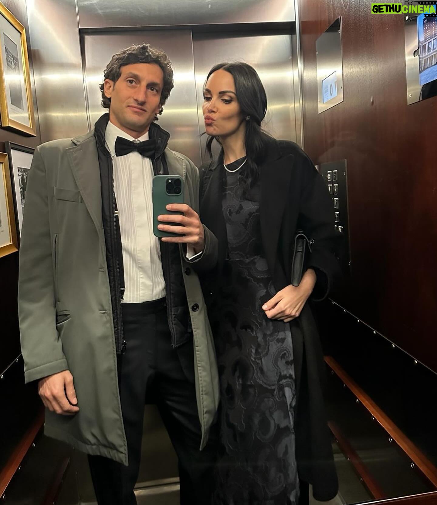 Michela Quattrociocche Instagram - Grazie @damianiofficial per la splendida serata 🖤💎