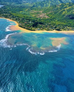 Michele Plaia Instagram - Writing you a postcard 💌 #kauai #hawaii