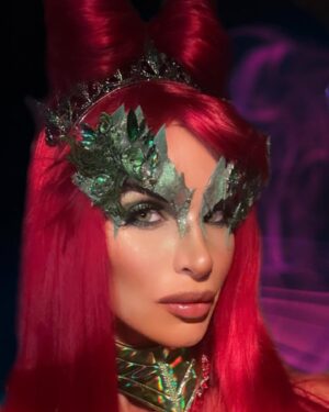 Michele Plaia Instagram - Hi babe. 

And you are? 

Poison. Poison Ivy. 🌿☣️💕
