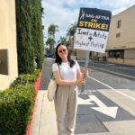 Michele Selene Ang Instagram - @sagaftra strong ✊🏻(thanks for the pic sign @jamesthetang) #sagaftra #sagaftrastrong #sagaftrastrike