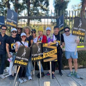 Michelle Hurd Instagram - I am forever inspired and empowered by the strength,  love, and solidarity of walking the picket line with my fellow actors.  My friends. My family.  My Union brothers and sisters. 
Thank you all for always showing up!!
#sagaftrastrike #sagaftrastrong #UnionStrong 
✊🏾❤️💪🏾❤️