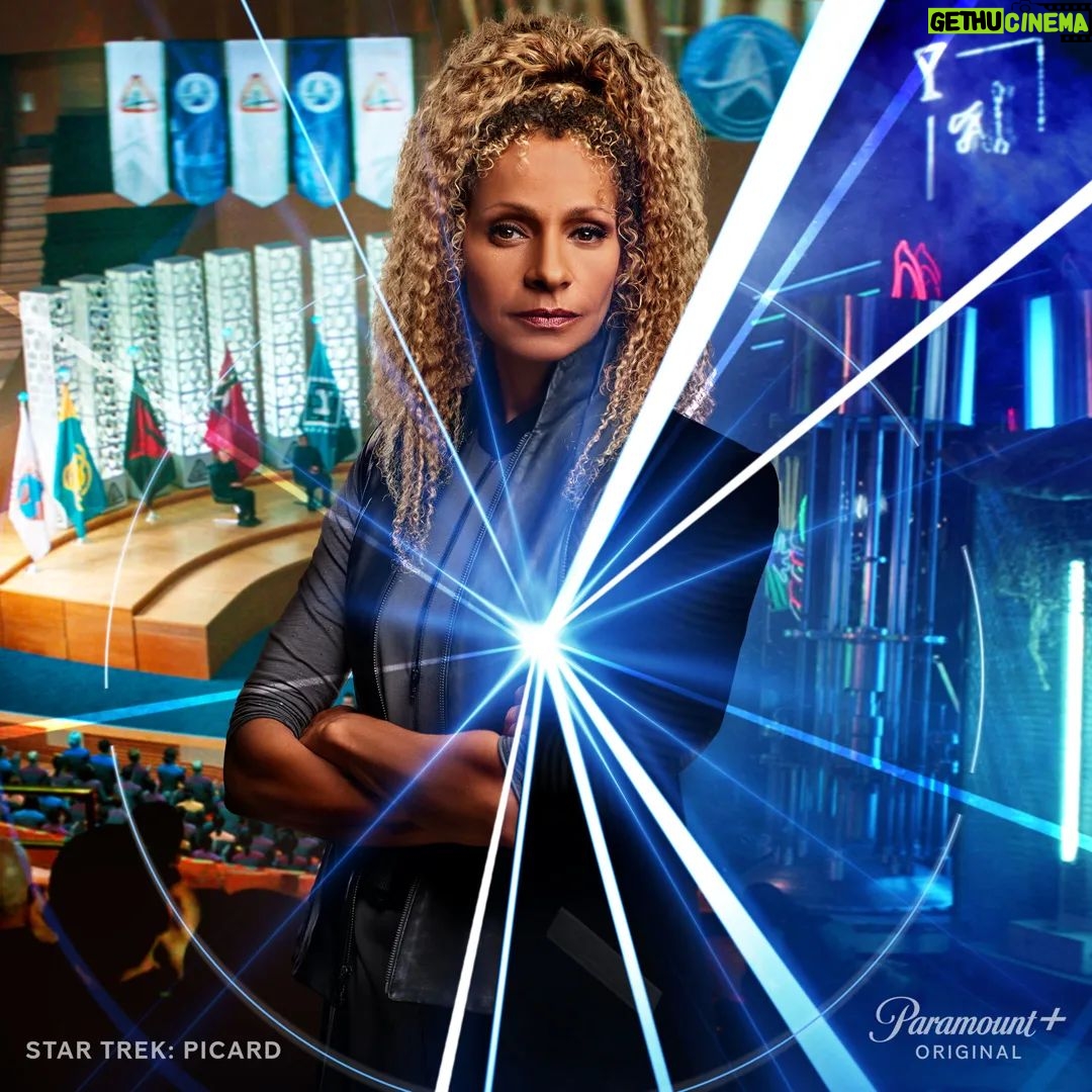 Michelle Hurd - 1.5K Likes - Happy Premier Day!!🖖🏾❤😊