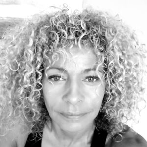 Michelle Hurd Instagram - Challenge accepted!
#womensupportingwomen 
#womensupportingwomen 
Together we are stronger,  I will always stand up and show up for my sisters!🙏🏾❤