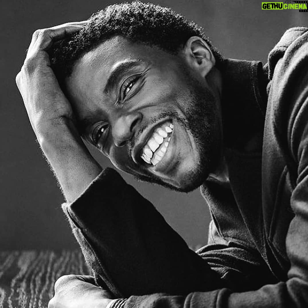 Michelle Hurd - 1.8K Likes - Such a beautiful person. Such a beautiful soul. Such a talented man. Your impact on the Black community has been powerful.
Your presence on screen as the Black Panther has changed the way our brothers and sisters see themselves forever. Thank you kind sweet man. Rest in peace sir. 💔