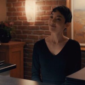 Michelle Kim McCoy Instagram - Fun lil clippy clip from the season finale episode of @nbcapbio w/ @glennhowerton   @pattonoswalt. And fun fact: I was three months pregnant at the time of filming!
