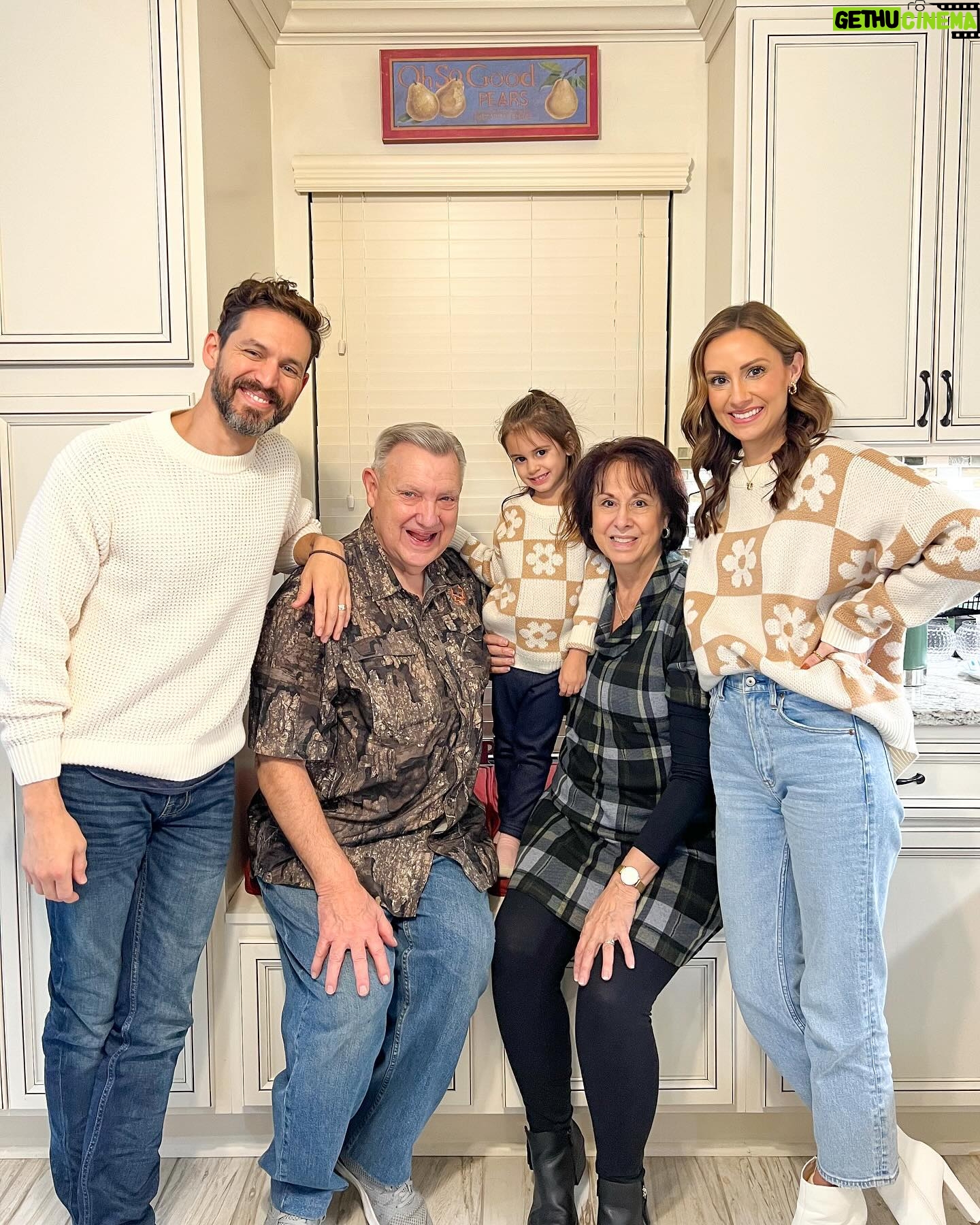 Michelle West - 1.9K Likes - Happy Thanksgiving from my family to yours! I hope everyone had a wonderful holiday with loved ones, got lots of hugs, and ate all the goodness!! Thankful for those in this photo and more! Happy Thanksgiving!
Our matching daisy check sweaters are currently on BF sale with code SHIMMER35 (35% off) I also love that they will roll right around into spring.
Shop Charli and I’s matching looks a few ways:
- tap the link in my bio then tap the “shop my looks” tab
- Follow my shop @themichellewest on the @shop.LTK app to shop this post and get my exclusive app-only content!
- copy and paste this link into your browser - https://liketk.it/4oKVx
#liketkit #LTKkids #LTKHoliday #LTKCyberWeek #mommyandmefashion #twinningtuesday #thanksgivingoutfit #familyfirst