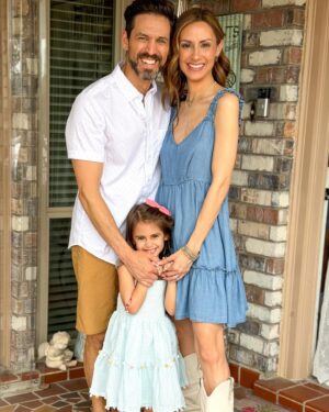 Michelle West Instagram - A beautiful end to a beautiful weekend soaked up with family, love, laughs, and beautiful memories! Happy Easter from my family to yours!! 

#happyeaster #familyfirst #familytime #motherdaughterlove #fatherdaughterlove