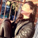 Michelle Borth Instagram - “She was like the sun, She knew her place in the world - She would shine again regardless of all the storms and changeable weather She wouldn't adjust her purpose for things that pass.” Nikki Rowe Sunsets. Fire escapes. Hollywood. Old brick buildings. Basking in the golden hour. These are a few of my favorite things……. #embracethejourney #livinginthemoment #enjoythelittlethings #baskinginthesun #selflove #grateful❤️ #findyourhappyplace #lovingsoul #simplethingsmadebeautiful