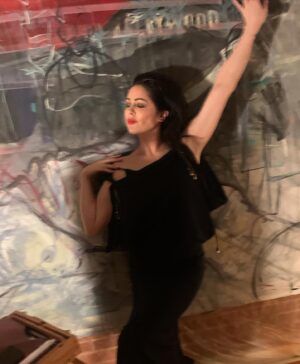 Michelle Borth Instagram - We are…we are… the architects of our own destiny.  Dedicated to the 1920’s, my favorite era and the progressive “new woman”. May we continue to challenge the notions and norms about femininity and the role of women. 

Art and photo by @podzemaljac 📷 

#futureisfemale #womenartists #femaleempowerment #pavingstones