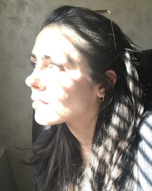 Michelle Borth Instagram - “All the variety, all the charm, all the beauty of life is made up of light and shadow” -Tolstoy

#light #shadows #love #peace #balance #findyourlight #shinebright