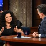 Michelle Buteau Instagram - Hi, it me! On @colbertlateshow tonight!!✨✨ hair @kyssheart makeup @theladydeja fit @selkie @annie_caruso @keiabounds pics @skpnyc cc: @babesmovie @neonrated @radiocitymusichall @stephenathome @theledecompany #survivalofthethickest #colbert