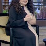 Michelle Buteau Instagram - Press this week was too good’t!!! Thank you @livekellyandmark @hodaandjenna @colbertlateshow @theviewabc for having me! Watch @babesmovie out now! Come to my Netlfix taping @radiocitymusichall 6/6! Dance whenever you get de chance! Thank you @kyssheart @annie_caruso @theladydeja @bklnstudio for getting a gurl together though! 🫶🏽