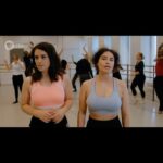 Michelle Buteau Instagram - beyond thrilled that @officialjld will be moderating the #BABESMovie Q&A this mother’s day! check out for tix to see our convo live-streamed in front of ur gorgina faces in movie theatres all over the country on Sun 5/12 with @pamelaadlon @michellebuteau et moi 💋 bring ur partner, bring ur bestie, bring ur mamaaa xoxo p.s. swipe to enjoy @abbijacobson & my Elaine Dance Tribute from 2018 when JLD won the Mark Twain Prize written by @saraschaefer1 have u gotten tix to see BABES? 🎬🍿