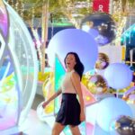 Michelle Chong Instagram - Finally it’s MY turn to travel!!🤪 To @sgsportshub where it has something for everyone this December!😁⚽️🎄🤹‍♀️ Watch World Cup live screenings with hardcore football fans, be entertained by live performances and take IG snapshots with dazzling Christmas installations! Just like being overseas!! 😁🤩🇸🇬👍💪 #MySGSportsHub #LetsGoSportsHub