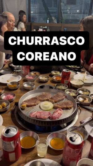 Michelle Giudice Instagram - Eu amo!! Você já comeu ou tem vontade? O restaurante fica na aclimação, e tem combo pra até 4 pessoas por R$350,00 😍

#restaurantesp #comidacoreana #churrascocoreano #coreano #culturacoreana #dicassp #gastronomiasp