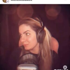 Michelle Giudice Instagram - Um cover para os fãs da Nami e uma mensagem para todos: não utilizem nossas vozes em inteligência artificial, não comprem nossas vozes dizendo/cantando coisas que não fomos contratados pra dizer/cantar!!! O limite da inteligência artificial é o ser humano ♥️

E aproveitando, uma homenagem a @andrezzamassei que eu sou fã e que fez a voz da Ursula no live action de A Pequena Sereia ❤️‍🔥🐙❤️‍🔥