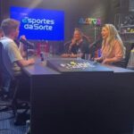 Michelle Giudice Instagram - Estamos ao vivo agora !! Procura a gente lá, podcasts @flowgamestv