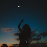 Michelle González Instagram - PRONTO SALE EL VIDEOCLIP DE ‘Algo Pasajero’ Este video es muy especial para mí y pronto les tengo un videito contándoles el porqué y todo el trabajo y esfuerzo que hubo detrás de esta canción! Solo les puedo decir que seguir adelante y ser constante es la clave de todo! El video se grabó una parte en Ibiza y la otra en México y aquí les comparto un carrusel con el team mexa! Gracias por creer y crear conmigo! DP: @soymezus Foto fija: @gibranortega El mejor diseñador y mi ride or die @tulioanguiano Wardrobe: @nisa_by_denisa @lapanchitavintage @yproject_official Glam: @arielpeimbert La gata en minifalda. 🍒🐈‍⬛🍒 #Maabelle #bts #musicvideo #videoclip