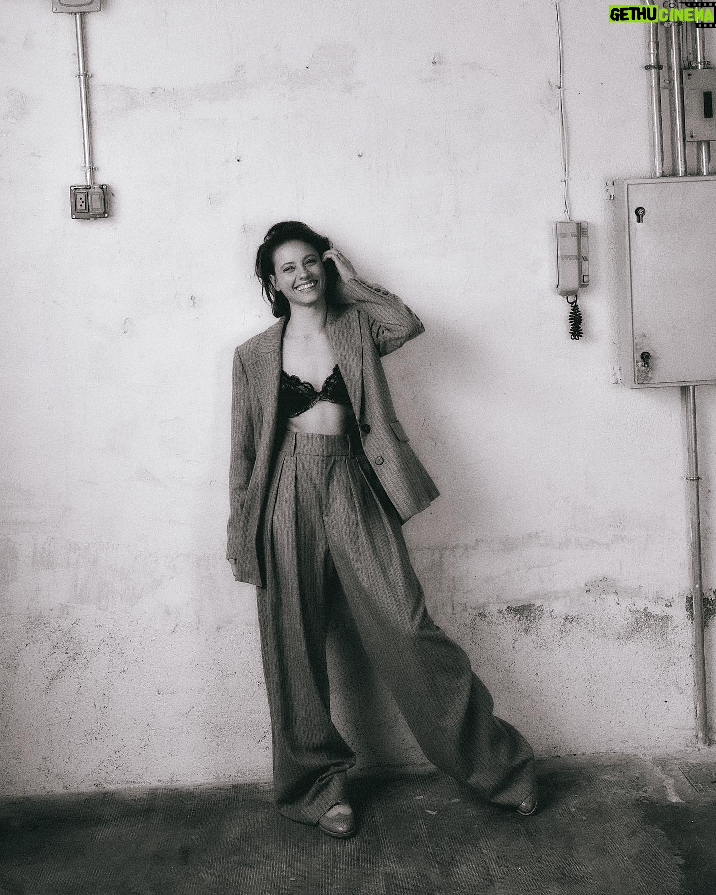 Michelle Jenner Instagram - @andresgarlujan y su magia con la 📸