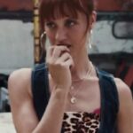 Michelle Jenner Instagram - 🔥 Problema Cabrón 🔥 @residente @wos.ds3 💥 Enlace al vídeo entero en bio!
