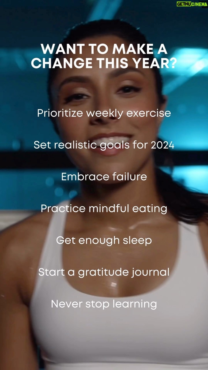 Michelle Khare Instagram - Want to change it up this year? Don’t do it alone! Join me and the entire Challenge Fitness community for my 2024 New Year Challenge! We’ll be working to create new healthy habits over 30 days starting on January 8th. It’s a GREAT way to start or get back into a healthy routine. 🤯 Best part — you don’t need a gym or special equipment. All my workouts can be done at HOME! Sign up in profile!