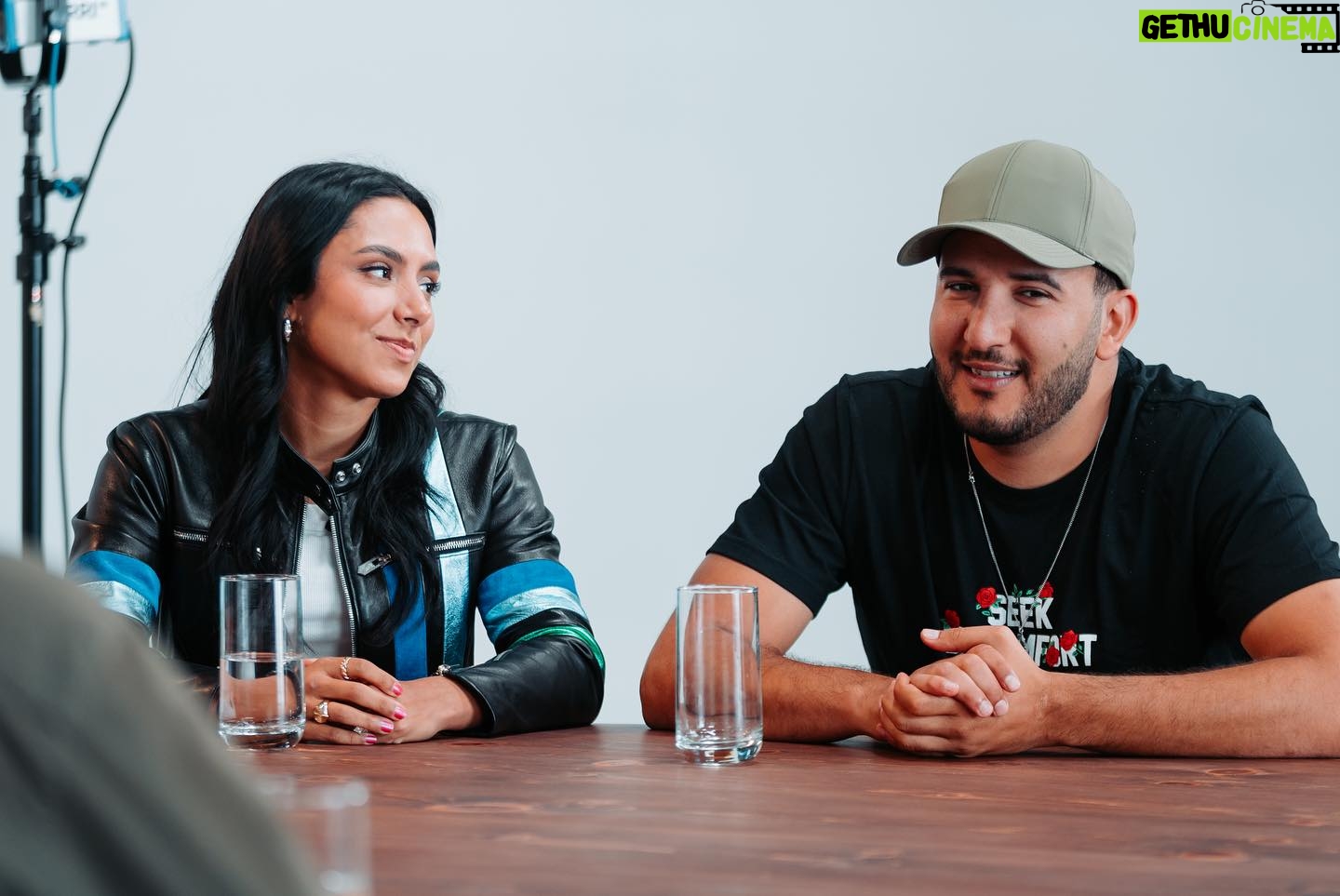 Michelle Khare Instagram - Avengers: assemble 🌟 the first ever @streamys creator round table is live on @colinandsamir ! (And we even got to film on the REAL @hollywoodreporter round table!! 🥹) • Photos by @jesseleon182