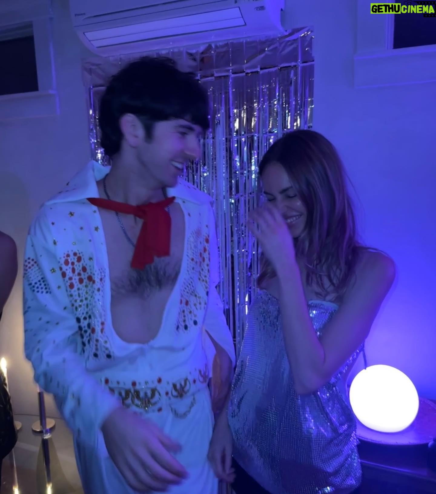Michelle Mylett Instagram - happy birthday Connor, I love you so much🥵