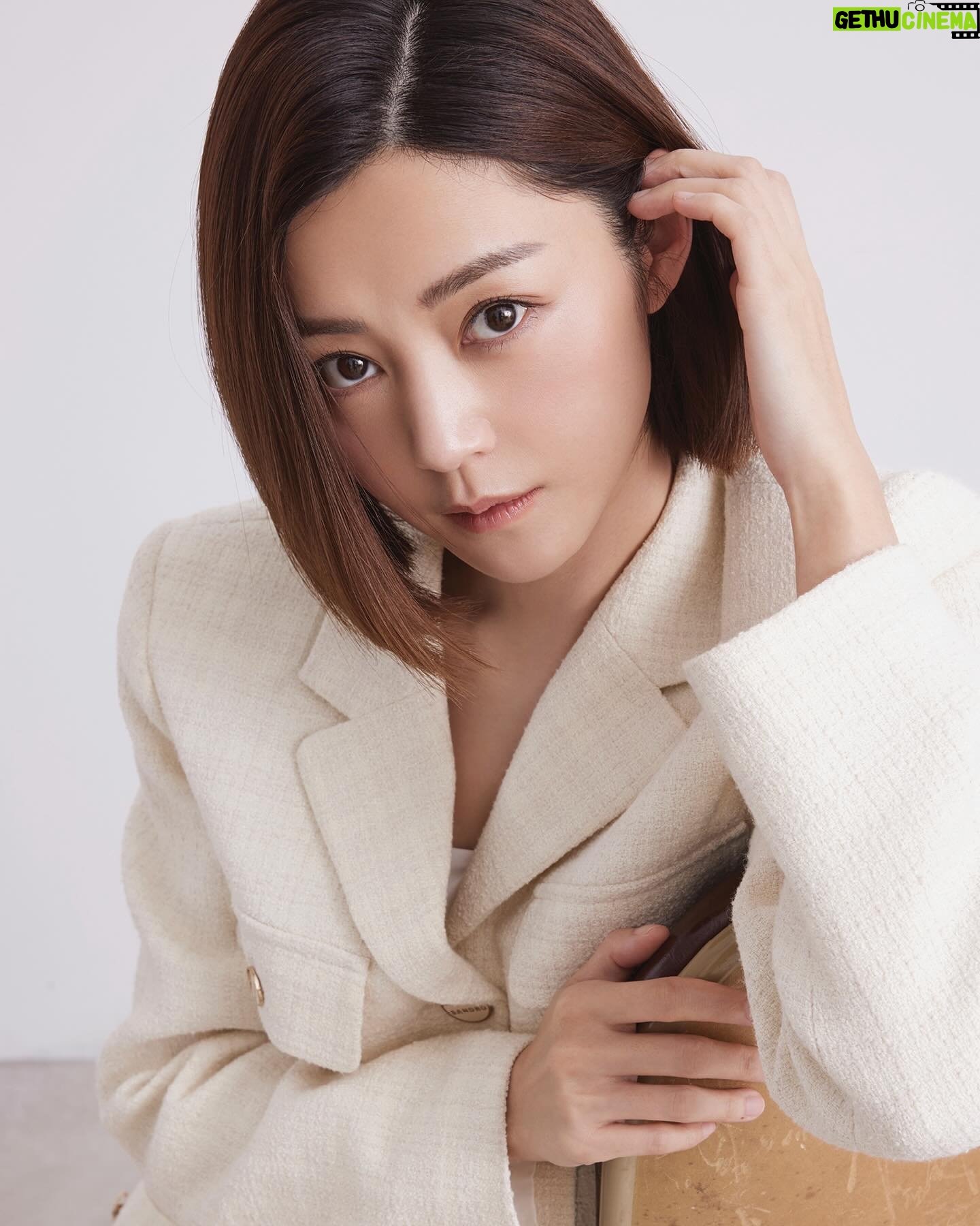 Michelle Wai - 5.4K Likes - Thanks @esquirehk 🤍
text by DESMOND CHAN
styling by PADDY CHAN
photo by MAN WAI
video by KURT
hair by @singsing113
makeup by @make_up_by_mw
wardrobe by SANDRO @sandroparis