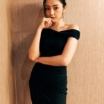 Michelle Wai Instagram - Cool 😎🖤 Dress: @maxandco @maxandco_asia Accessories: @apmmonaco Hair: @singsing113 Makeup: @make_up_by_mw
