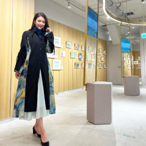 Michiko Tanaka Instagram - 今日はプレバト水彩画展にて、トークショーでした😊✨
本当にたくさんの方にご来場いただきました🥰

トークショーの最中も笑いながら聞いてくださったみなさん、本当にありがとうございました！トークショーでもお話した通り、みなさんの応援が底力になります！これからもプレバトメンバーたちにご声援よろしくお願いします！🥰❤️

プレバトのインスタの方でもご覧いただけるようなので、お時間ご都合つく方は是非ご覧ください😚

そして、本日22:00〜
NHK FMシアター　
ラジオドラマ「心得」にて出演させていただいてます😊

初めてのラジオドラマで、
てんてこ舞いになりながらも頑張りました♪そちらもぜひ聴いていただけたら嬉しいです！
