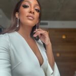 Mickey Guyton Instagram – OOTN for @michaelkors at NYFW ft. the gorgeous @kendrascott earrings I was gifted!
