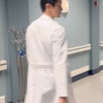 Midori Francis Instagram - FINALE vibes 👀⠀⠀⠀⠀⠀ 1. Have you ever seen a more precise high five. 2. I stayed in this exact position for a long time. 3. Hand insert ⠀⠀⠀⠀⠀⠀⠀⠀⠀⠀⠀⠀⠀⠀⠀⠀⠀⠀⠀⠀⠀⠀ 4. My former house ⠀⠀⠀⠀⠀⠀⠀⠀⠀⠀⠀⠀ ⠀⠀⠀ 5. The way to the kitchen ⠀⠀⠀⠀⠀⠀⠀⠀⠀⠀⠀⠀⠀⠀⠀⠀ 6. Off camera dialogue ⠀⠀⠀⠀⠀⠀⠀⠀⠀⠀⠀⠀⠀⠀⠀⠀⠀⠀ 7. Honey sunny bunny ⠀⠀⠀⠀⠀⠀⠀⠀⠀⠀⠀⠀⠀⠀⠀⠀⠀⠀ 8. A great wrap gift ⠀⠀⠀⠀⠀ 9. An understandable mix up ⠀⠀⠀⠀⠀⠀⠀⠀⠀⠀ 10. Mer's world we just living in it. ⠀