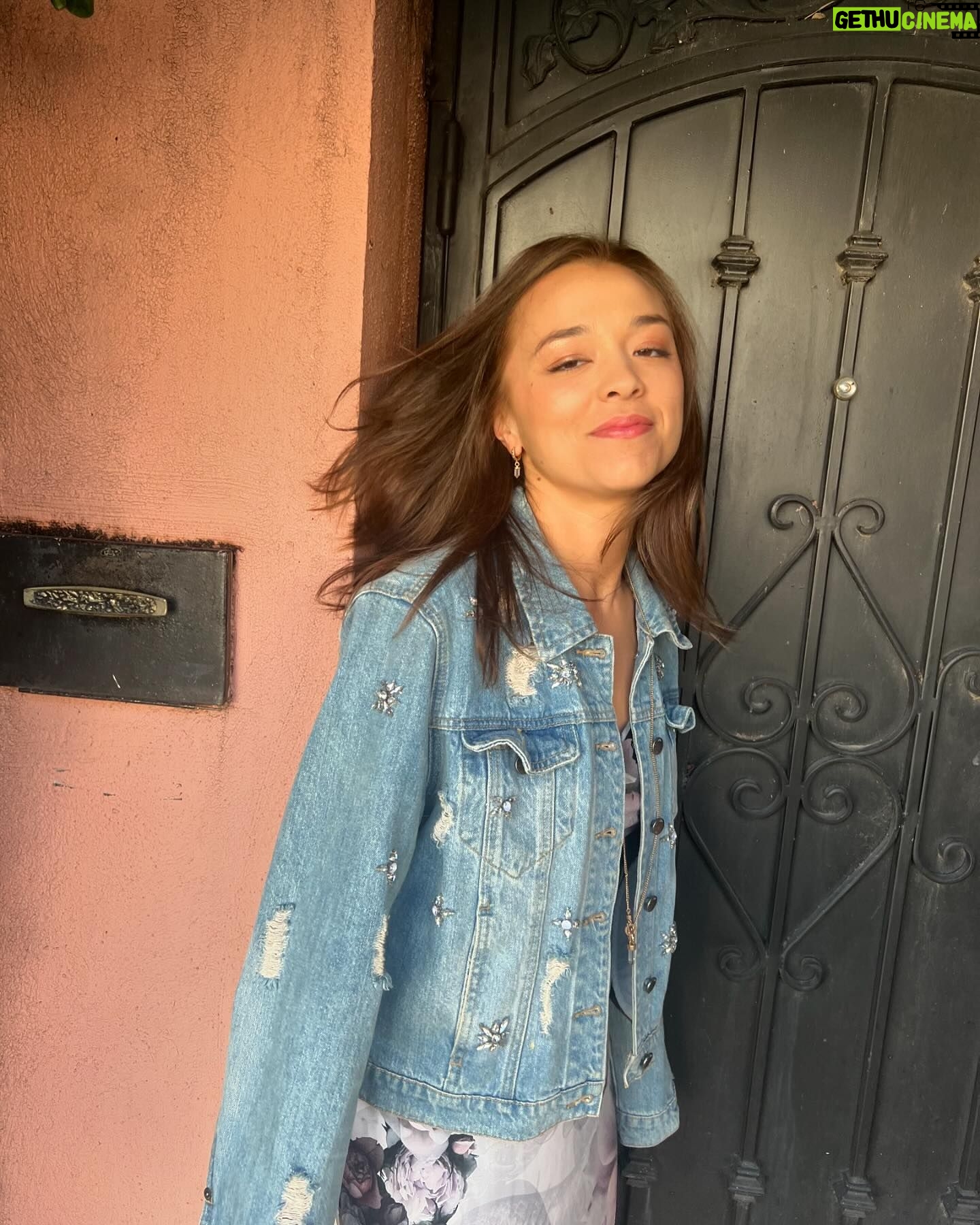 Midori Francis - 22.6K Likes - New hair! Still care. So much xo