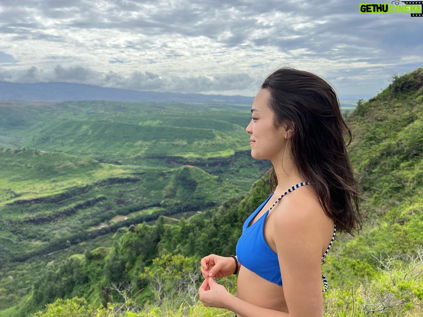 Midori Francis - 16.7K Likes - Everything flows