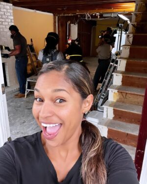 Mika Kleinschmidt Instagram - Falling in Love with this fall season in Savannah, GA. The colors are inspiring and can’t wait to share what special project we’ve been working on🥰❤️🙌 🍁 @mrbreakinground @dirt2designllc @superiorconstructionservllc @hgtv @streamonmax #renovation #dreamscometrue #fallseason #savannah