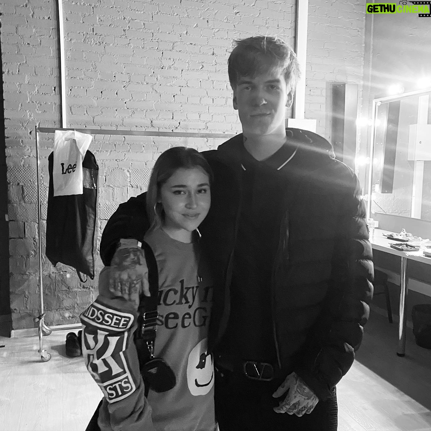 Mikella Abramova - 4.5K Likes - Спасибо за сегодня!!!♥️😭