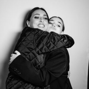Mikella Abramova Instagram - хай) люблю маму. вот...всё♥️