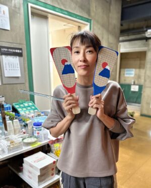 Miki Mizuno Instagram - ⠀
プロペラ犬 ｜ 僕だけが正常な世界
⠀
💻アーカイブ配信
⠀
📢第二弾（12月23日収録分）
本日1月4日19:00〜配信スタートしました！
⠀
こちら寄りが多めの映像となっております。
第一弾とはまた違った角度からお楽しみくださいませ☺️
⠀
配信チケットのご購入はこちら
ハイライトの［配信］にリンクがございます。
http://confetti-web.com/bokudake2022_streaming
⠀
#プロペラ犬 #僕だけが正常な世界
#配信
#水野美紀
⠀
【by staff】