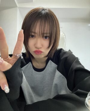 Miki Nonaka Instagram - 最近はこんなかんじです🐺🖤
.
#helloproject#morningmusume24#モーニング娘#モーニング娘24#野中美希#ちぇる