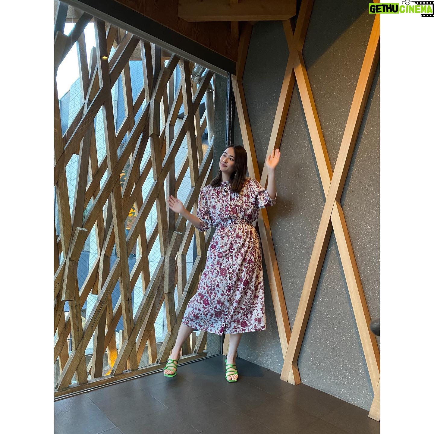 Miki Yanagi - 4.4K Likes - 告知をすっかり忘れてしまっていました…本当にごめんなさい😢
先週の日曜日3月27日に
ABA青森朝日放送にて
『リモートリップ★TAIWAN』
が放送でした😢
本当に申し訳ないです。
その時の衣装を載せさせてください!
ワンピース @tiit_tokyo
サンダル @charleskeith_jp
ピアス @sai_jewelry_jp