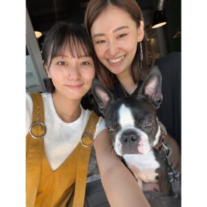 Miki Yanagi Instagram - 3人でランチしてきたぁ
ネックレスお揃い
ハル可愛い
ピアス可愛い
天気良い
最高！