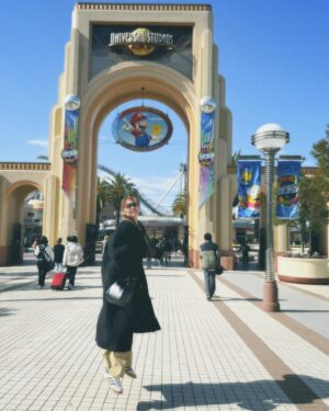 Miki Yanagi Instagram - ユニバ！モンハンやりたくて行ってきた！
ギンセンザルのカチューシャつけてる人1人もいなかった😇