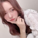 Miki Kawanishi Instagram - 👾🤍 今日のヘアセット動画の時の( ◠ω◠ ) #実はもう前髪切った #さらばまた会う日まで #ヘアセット #脱ぺちゃんこ髪 #ヘアボリューム #前髪の巻き方