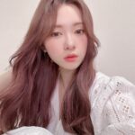 Miki Kawanishi Instagram - 👾🤍 今日のヘアセット動画の時の( ◠ω◠ ) #実はもう前髪切った #さらばまた会う日まで #ヘアセット #脱ぺちゃんこ髪 #ヘアボリューム #前髪の巻き方