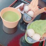 Miki Kawanishi Instagram - 🦀🥩🍦🇰🇷 1番最近韓国行った時のご飯！ ・ヨンチョンヨンファ 動画でも紹介しためっっちゃ美味しいユッケ！まーきゅりーが2月に連れてってくれて美味しくて毎回行ってる😤 ・プロカンジャンケジャン新沙本店 東京の赤坂にもあるのにまだ行けたことなくて、韓国で行ってきた✌︎('ω')✌︎うま ・🥹🥹🥹🥹🥹💕 またメイクしてもらいました🤍 お楽しみに❤️‍🔥 ・忍者メシ 正直この味より既存の方がすきだけど、究極にお腹すいた移動の際に救ってくれた恩グミ。この恩を一生忘れないように写真撮った ・抹茶アイス 羽田空港で✈️ #韓国ご飯 #韓国料理屋 #韓国グルメ #しばらくは暑いから行けないけど涼しくなったらまた行きたいな #そろそろ引きこもり開始 #梅雨もうええて #영천영화