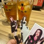 Miki Kawanishi Instagram - 2023年推し納め🙌 in福岡 ライブ&観光めーいっぱい楽しんだ🥳 今年は推し活に励んで韓国も沢山行って タイまで追いかけてアクティブな一年でした✊ サナちゃんのプロ意識の高さにライブ開始から ずーーーっとうるうるしてもうて。 フィルスペの構成も本当に感動でした 推しに出会えて改めて良かったなと思うライブでした🥹 今日はMISAMO紅白だーーーー！！！！ 楽しみだね🥺🥺🥺！！！！！！！ ONCEしてる私の動画とかを楽しみにしてくれてる方も ONCE友達も、2023年ありがとーーーーー❣ 2024年もよろしくお願いします( ⁼̴̶̤̀ω⁼̴̶̤́ ) #推し #推し活 #推しのいる生活 #推しが尊い #福岡 #福岡グルメ