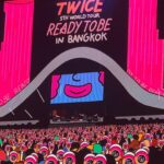 Miki Kawanishi Instagram - タイ公演行ってきたー！✈️🇹🇭 行く前からみんなに 暑いよ、大丈夫？ って言われてすごい怯えてたんだけど 行ったら楽しかった😭❤️‍🔥 確かに暑かったけど ギャツビー×扇風機で乗り切った 首前後ギャツビーまじでいいよ ミナマネーくれた方ありがとうございました🥺 タイのセブン大好きになった とびこおにぎり美味しかった CoCo壱あってテンション上がった パッタイにライムかけたら美味しかた トムヤムクンパクチー強すぎて泣いた ココナッツジュースサトウキビの味 ご飯の話しかしてねえ！ TWICEちゃんタイに連れてってくれて ありがとう🥺🫶本当楽しかった！！ #タイ人みんな良い人 #タイまで1人で行ったけど空港着いたらすぐマーキュリー居た #謎の安心感