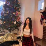 Miku Martineau Instagram – Merry Christmas! 🥰