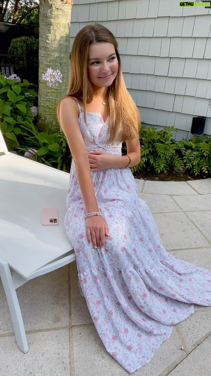 Mila Harris - 2.6K Likes - 💖🫶🏻When life is moving too fast ⏳🌤️
#life #fast #motion #slowdown #live #love #learn #care #actor #storyteller #naturelover #dreams #milaharris